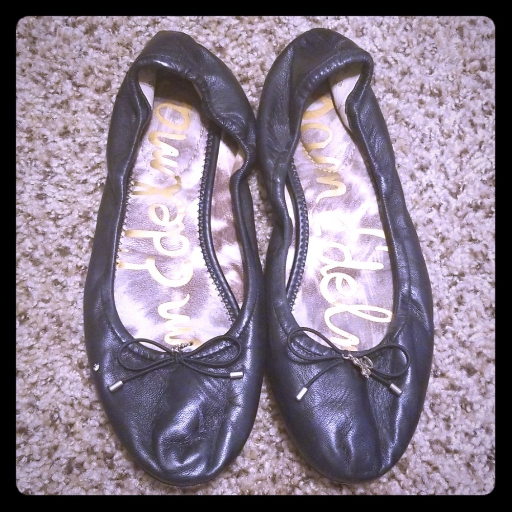 Black flats